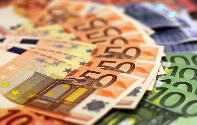 قیمت یورو در صرافی‌های بانکی افزایش یافت