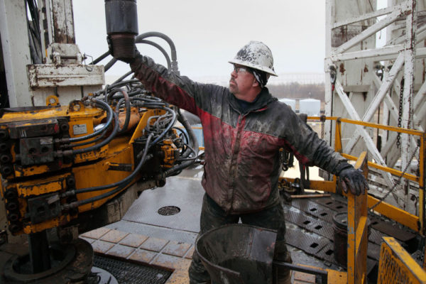 پیش‌بینی افزایش قیمت نفت به ۹۰ دلار در ۲۰۲۰