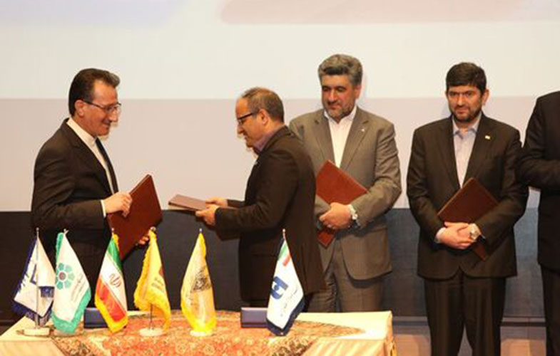 انعقادقراردادعاملیت مابین بانک توسعه تعاون و راه‌آهن جمهوری اسلامی