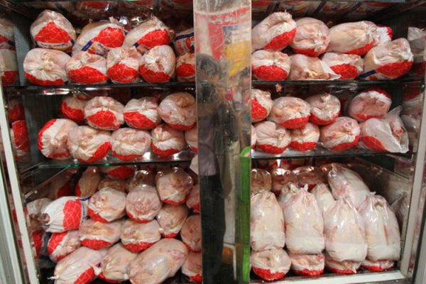 واردات ۱۲۰ هزارتنی مرغ با هدف کاهش قیمت