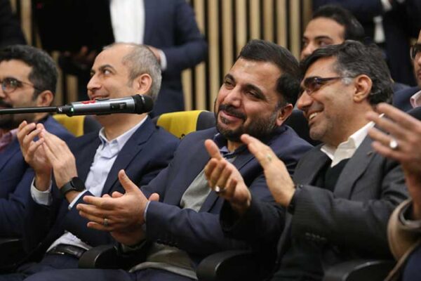 تأکید وزیر ارتباطات بر نقش‌آفرینی فعال ایرانسل در توسعه اینترنت اشیا