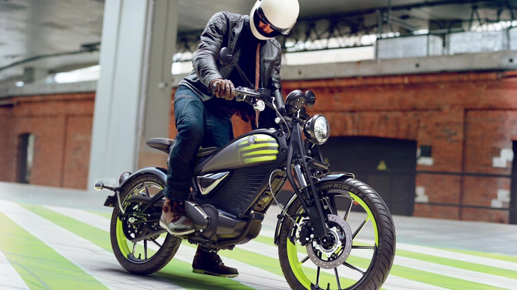 موتورسیکلت برقی Royal Enfield با قیمتی کمتر از 8000 دلار عرضه می‌شود