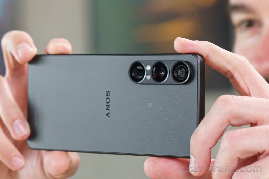 Sony Xperia 1 VII تکامل یا تکرار؟ بررسی جدیدترین پرچمدار سونی 8 Sony Xperia 1 VII تکامل یا تکرار؟ بررسی جدیدترین پرچمدار سونی