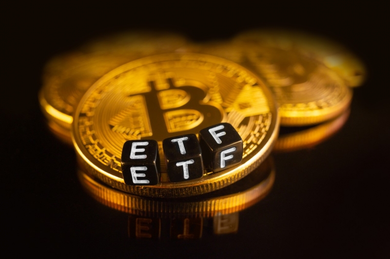جهش تاریخی صندوقهای بیتکوین؛ چرا سرمایهگذاران دوباره به ETFها هجوم بردهاند؟ 1 بیت کوین