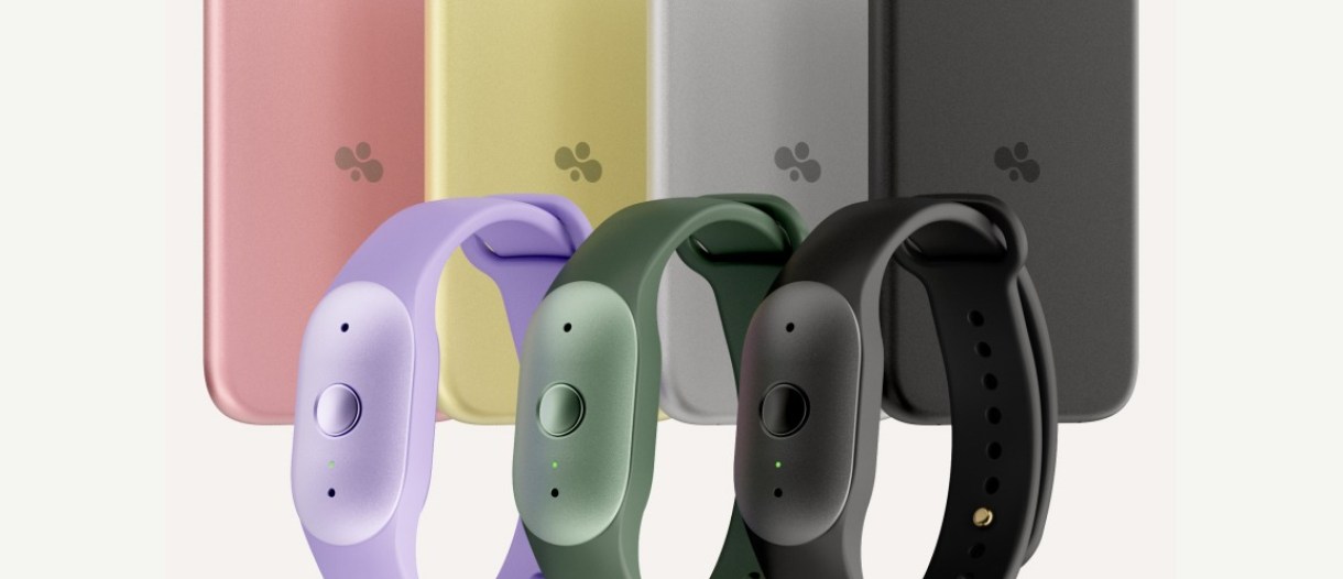 دستگاه‌های هوش مصنوعی پوشیدنی بی آمازون در رنگ‌های مختلف