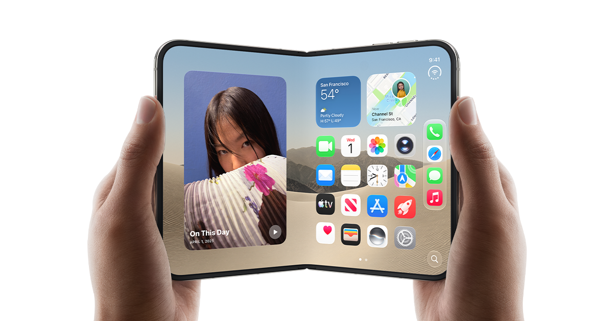 گوشی تاشوی iPhone Duo در دست کاربر