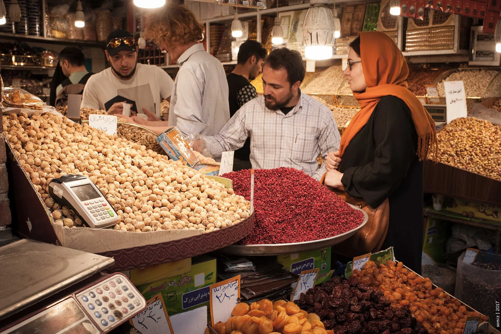 بازاری در تهران؛ خوداظهاری برای افزایش اعتبار کالابرگ