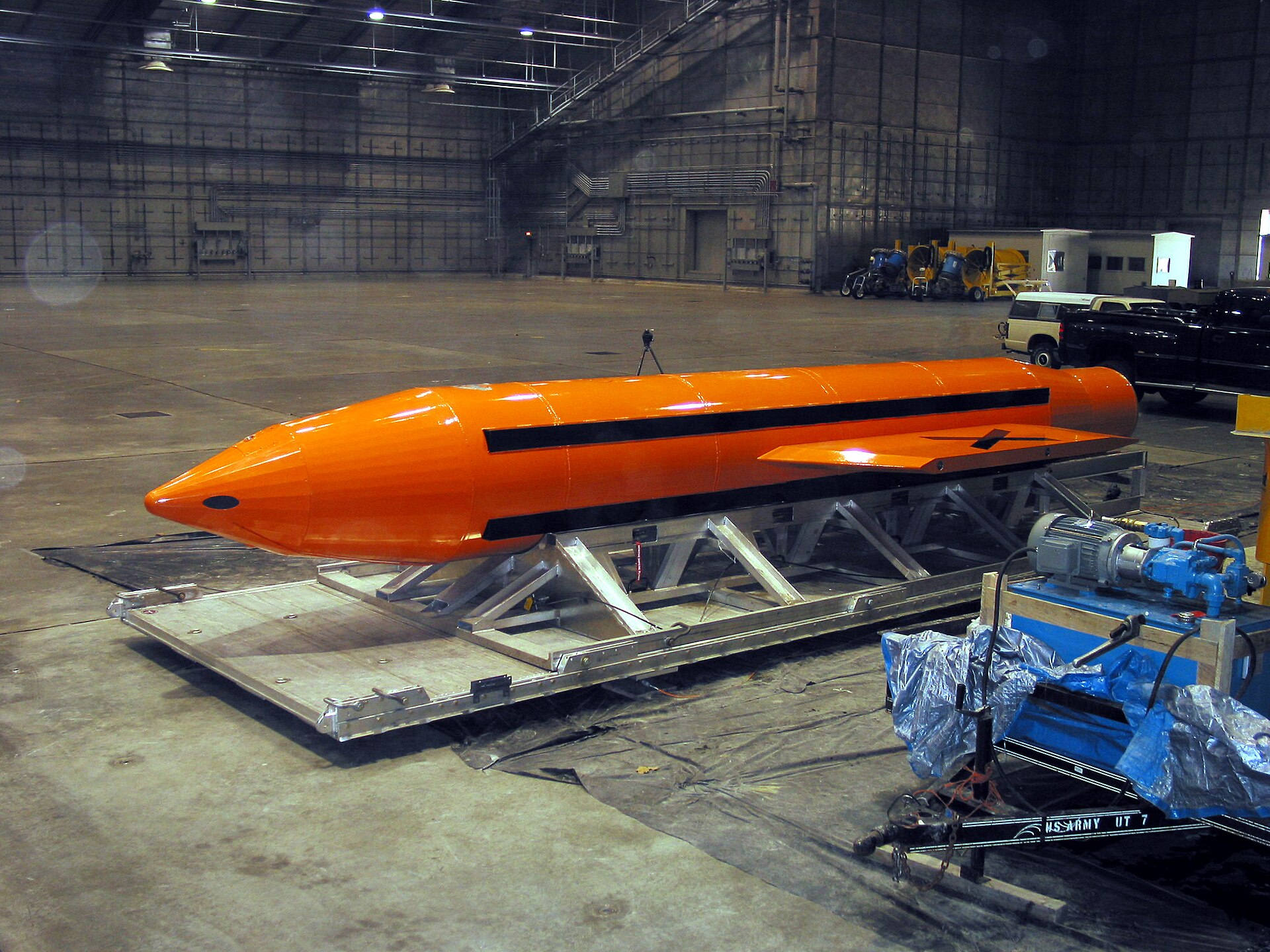 مادربمب‌ها؛ بمب GBU-43/B موآب