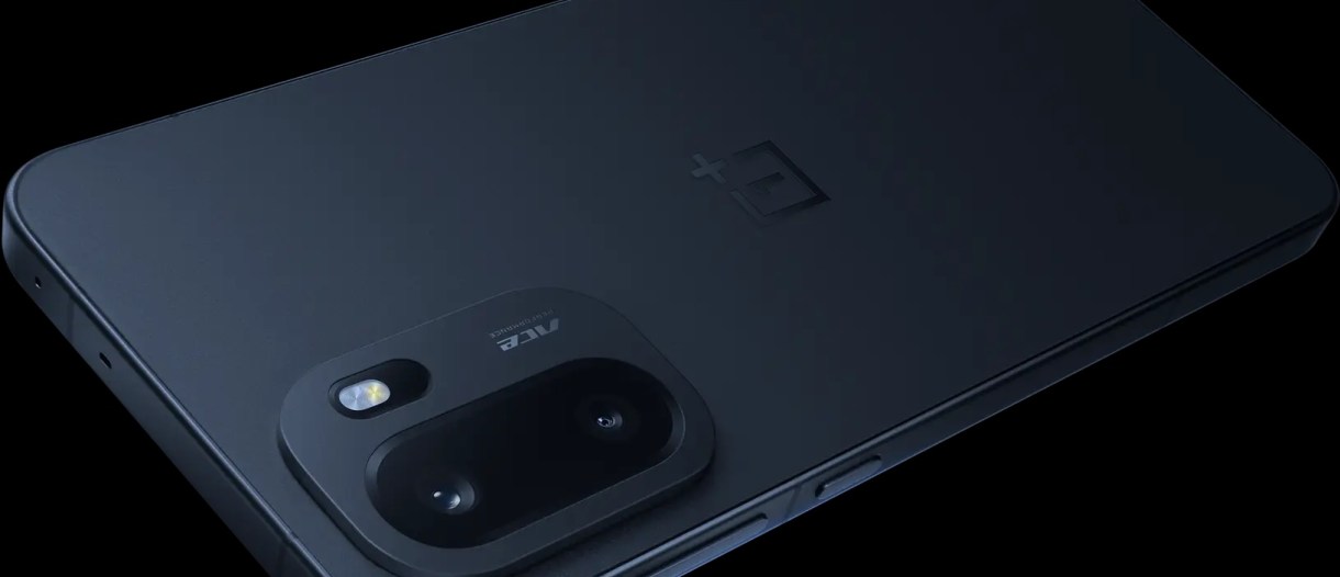 دوربین ۲۰۰ مگاپیکسلی وانپلاس Ace 7 و Ace 7 Pro 1 پشت گوشی وانپلاس Ace 7 با ماژول دوربین
