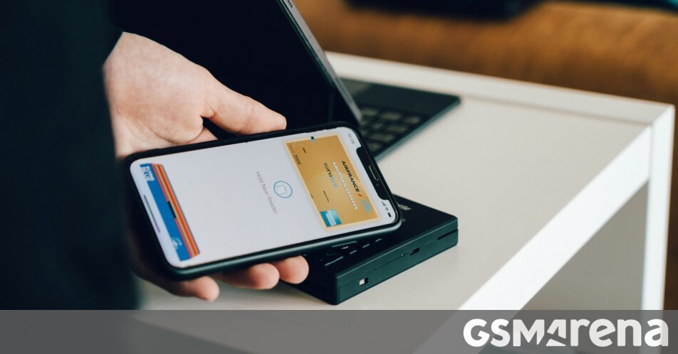 بریتانیا خواستار باز شدن فناوری NFC آیفون است 1 درخواست بریتانیا برای باز شدن فناوری NFC آیفون